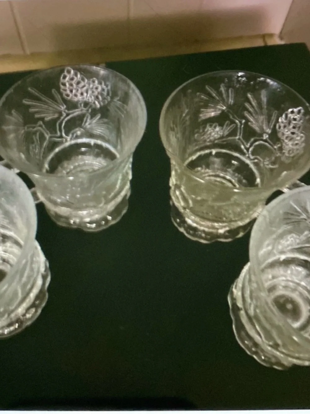 4- Clear Embossed Glass Pinecone Mug - Home Dining Ponderosa 1970’s 10163